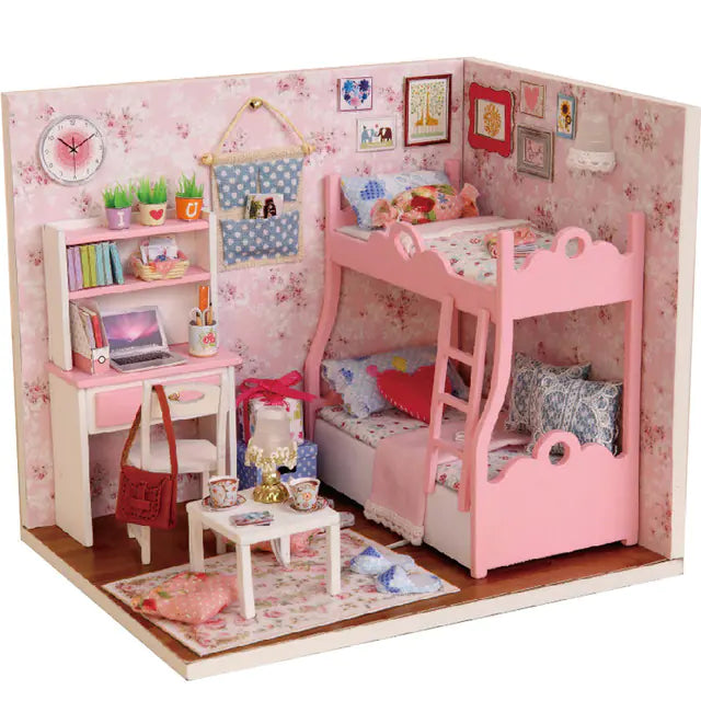 CraftyWood House Puzzle Kit